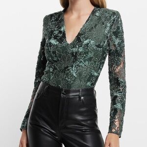 NEW Express lace embroidered v-neck long sleeve thong bodysuit emerald color
